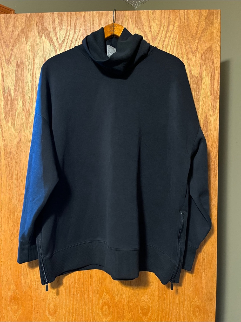 all in motion Black Ribbed-Neck Pullover Hoodie